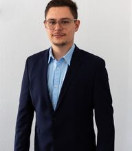 Portrait of Mark Stempinski